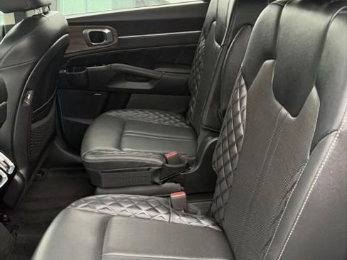 Used 2022 Kia Sorento SX Prestige AWD/4WD image 14