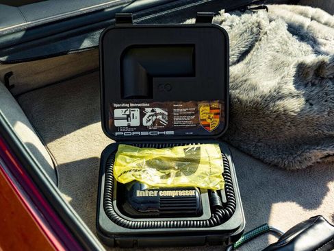 Used 1986 Porsche 944 Turbo image 83