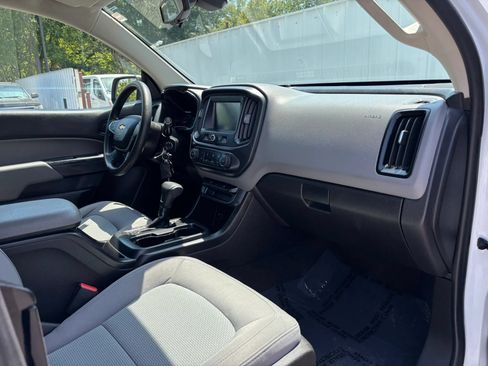 Used 2017 Chevrolet Colorado W/T w/ WT Convenience Package RWD image 16