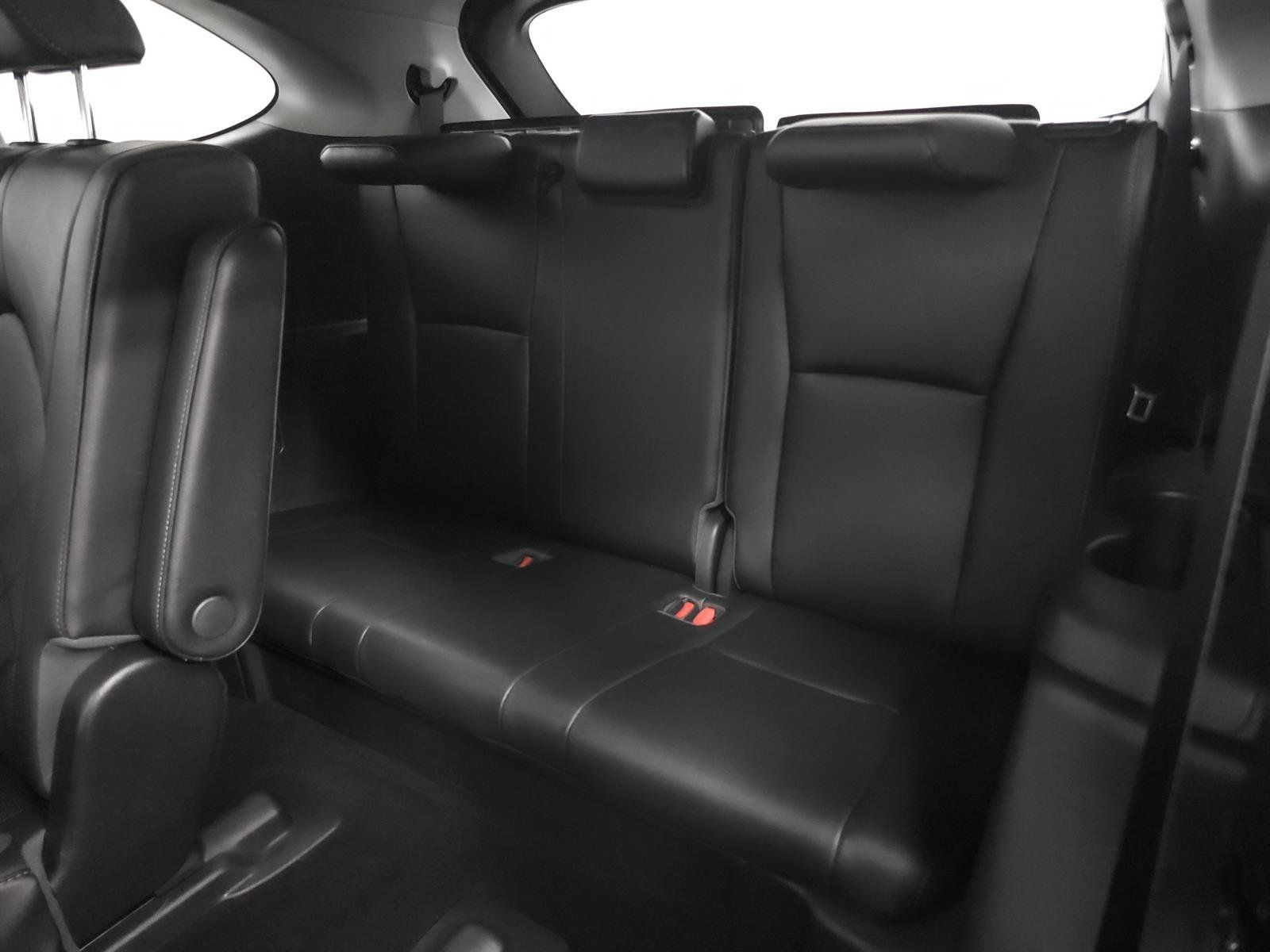 Used 2020 Toyota Highlander Platinum AWD/4WD image 6