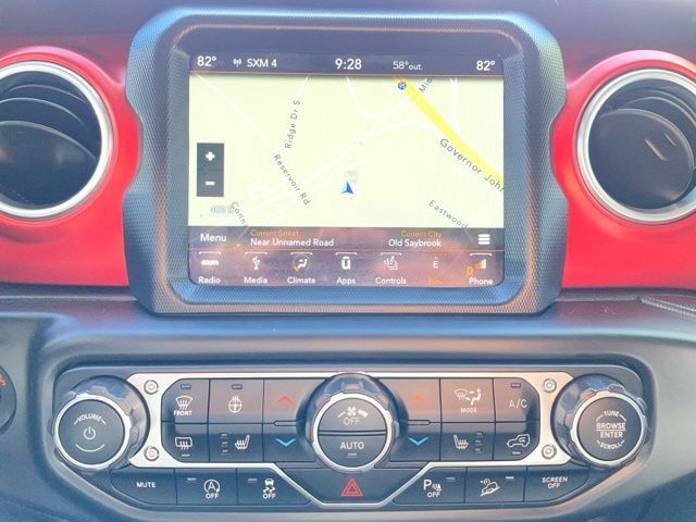 Used 2018 Jeep Wrangler Unlimited Rubicon w/ Dual Top Group AWD/4WD image 19