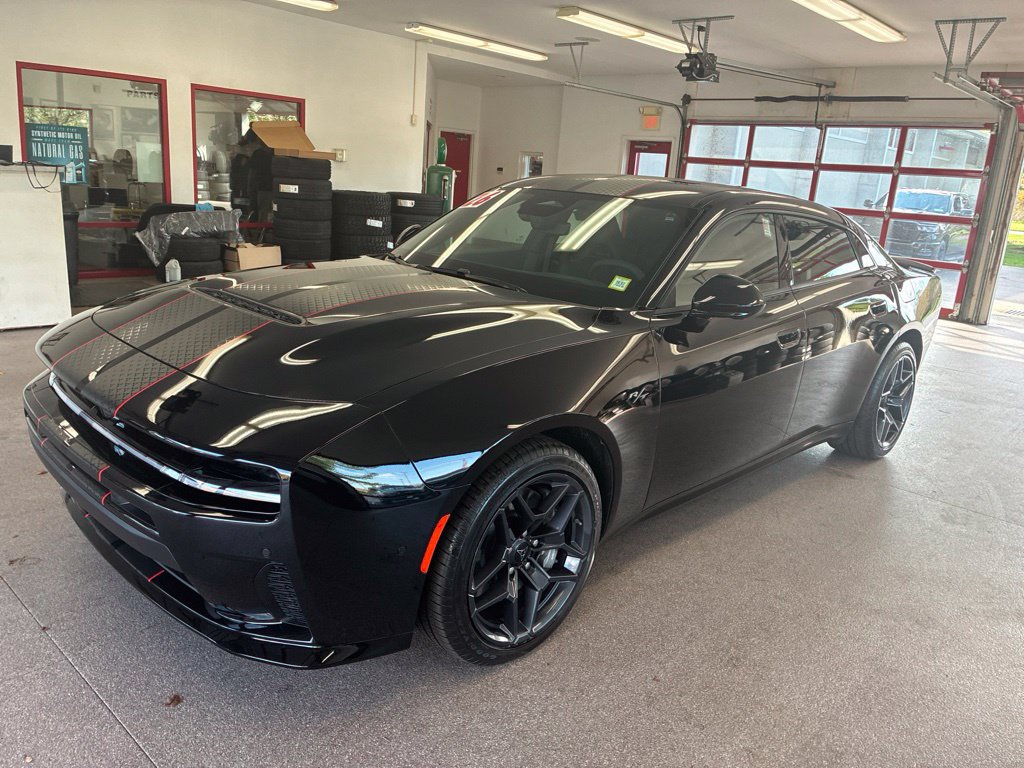 Used 2026 Dodge Charger R/T AWD/4WD image 3
