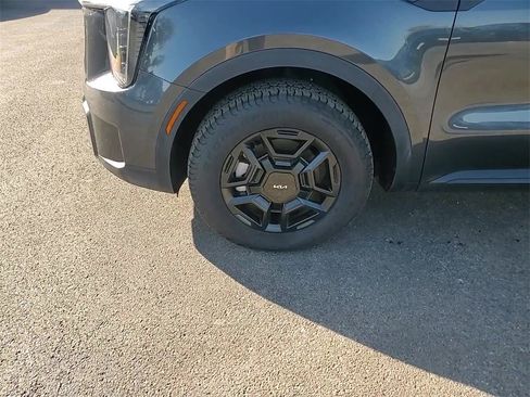 Used 2024 Kia Sorento SX Prestige image 7