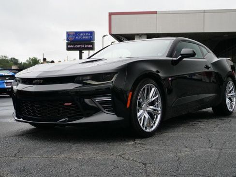 Used 2018 Chevrolet Camaro SS image 6