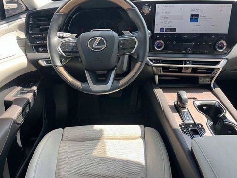 Certified 2024 Lexus RX 350 AWD w/ Convenience Package image 13