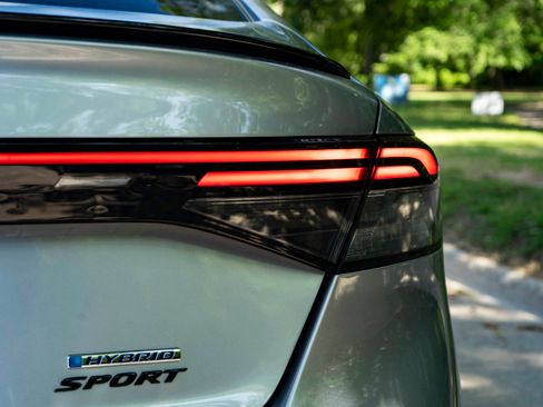 Used 2025 Honda Accord Sport image 13