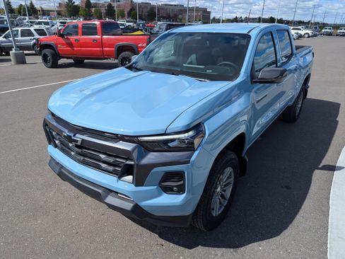 New 2026 Chevrolet Colorado LT w/ LT Convenience Package AWD/4WD image 6