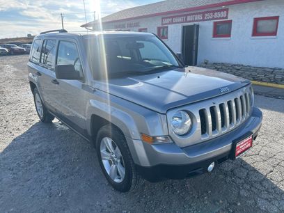 Used 2017 Jeep Patriot Sport w/ Tire & Wheel Group