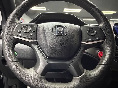 Used 2022 Honda Pilot Sport image 22