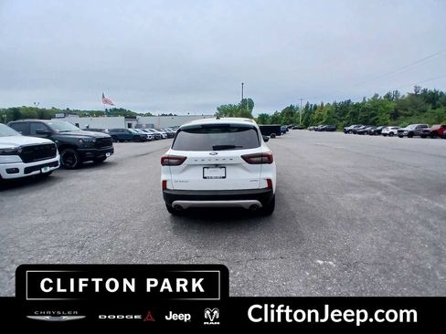 Used 2024 Ford Escape Active AWD/4WD image 5