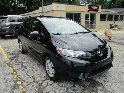 Used 2017 Honda Fit LX image 4