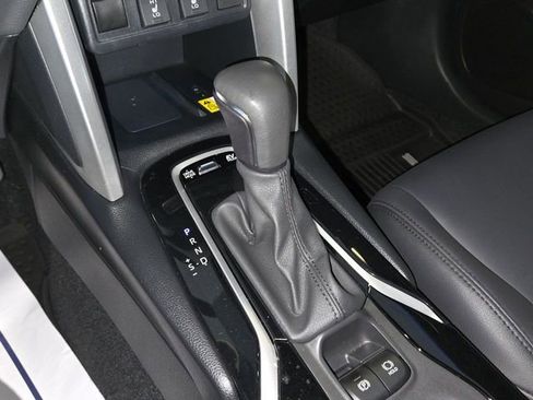 Used 2023 Toyota Corolla Cross AWD Hybrid w/ Convenience Package image 19