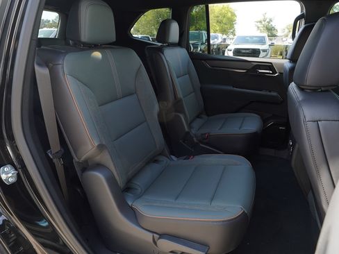 New 2026 GMC Acadia AT4 w/ Super Cruise Package AWD/4WD image 25