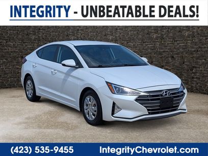 Used 2020 Hyundai Elantra SE w/ Cargo Package (C1)