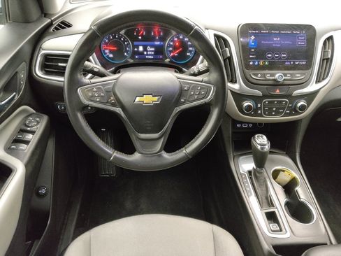 Used 2020 Chevrolet Equinox LT image 22