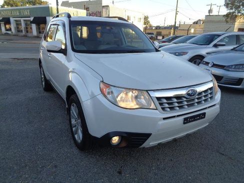 Used 2013 Subaru Forester 2.5X Limited image 28
