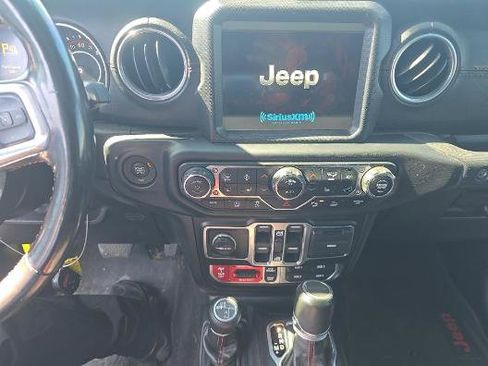 Used 2020 Jeep Gladiator Rubicon AWD/4WD image 4