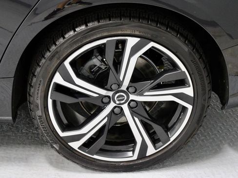 Used 2024 Volvo S60 B5 Plus w/ Climate Package AWD/4WD image 20