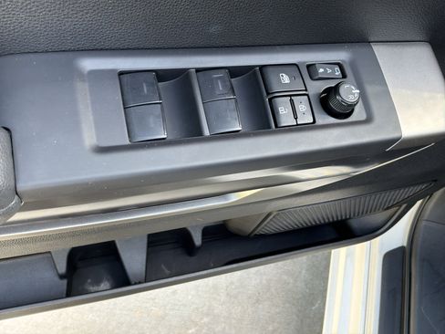 Used 2022 Toyota Tundra SR5 image 15