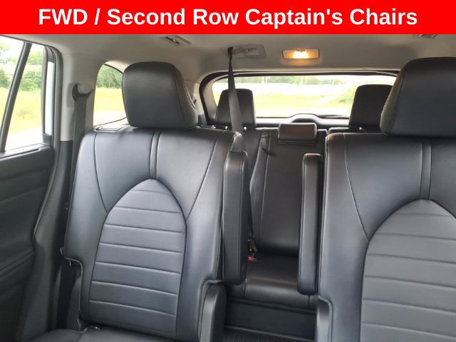Used 2022 Toyota Highlander XLE FWD image 43