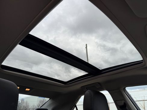 Used 2011 Cadillac CTS AWD Sedan image 13