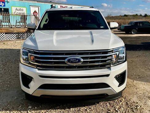 Used 2020 Ford Expedition XLT w/ Equipment Group 202A image 2