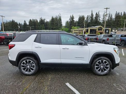 New 2026 GMC Terrain Elevation w/ Elevation Premium Package AWD/4WD image 6
