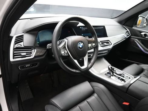 Used 2022 BMW X5 xDrive45e AWD/4WD image 9