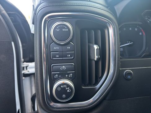 Used 2021 GMC Sierra 1500 SLE image 18
