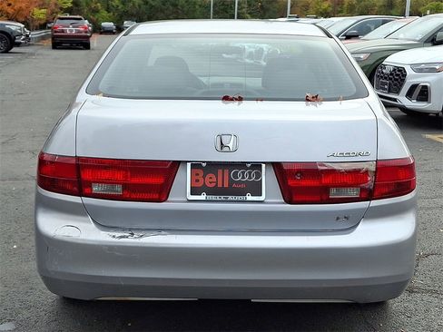 Used 2005 Honda Accord LX image 11