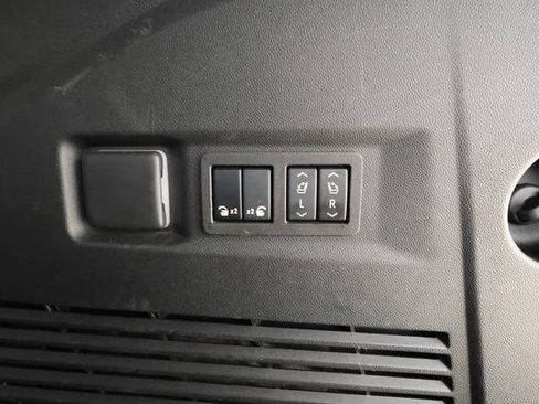 Used 2024 Chevrolet Tahoe RST w/ Luxury Package image 27