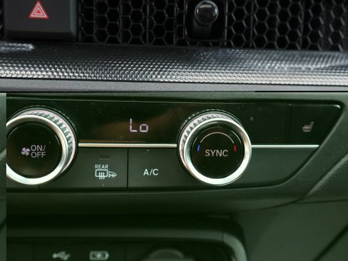 Used 2025 Honda CR-V Sport-L image 32
