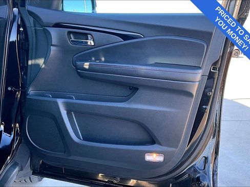 Used 2023 Honda Ridgeline Black Edition image 25