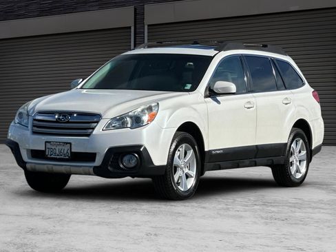 Used 2013 Subaru Outback 3.6R Limited image 9