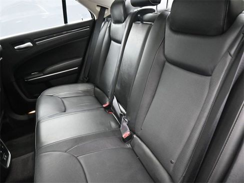 Used 2016 Chrysler 300 C w/ Safetytec Plus Group image 12
