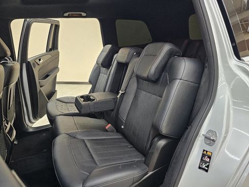 Used 2018 Mercedes-Benz GLS 450 4MATIC w/ Premium Package image 25