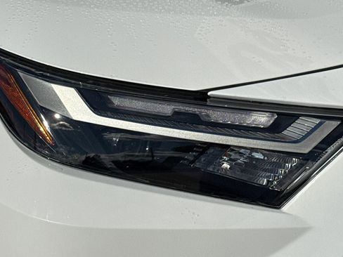 New 2025 Toyota RAV4 XLE image 31