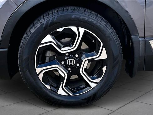 Used 2018 Honda CR-V Touring image 11