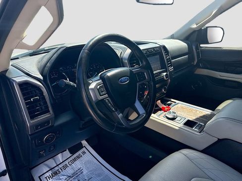 Used 2019 Ford Expedition Platinum image 10