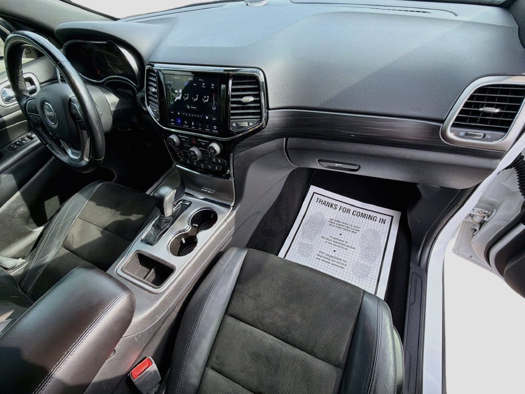 Used 2021 Jeep Grand Cherokee Laredo RWD image 14