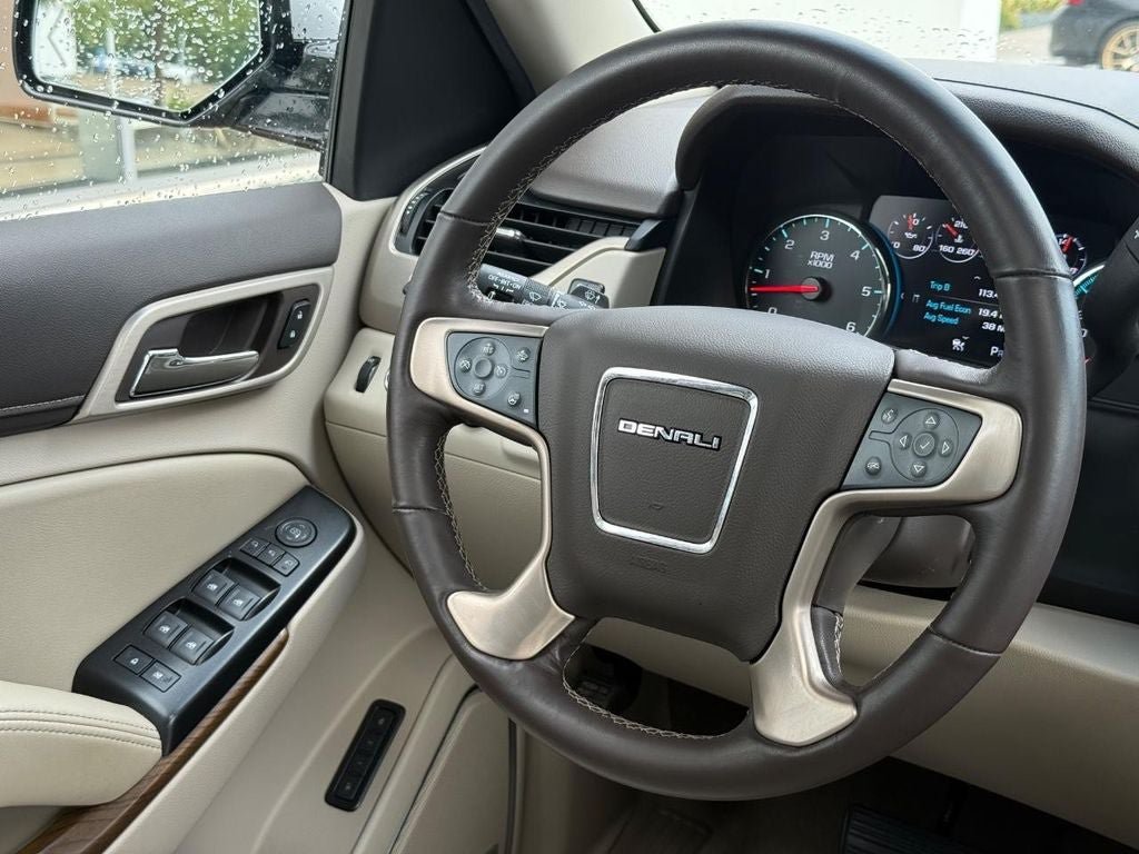 Used 2019 GMC Yukon XL Denali w/ Denali Ultimate Package AWD/4WD image 14