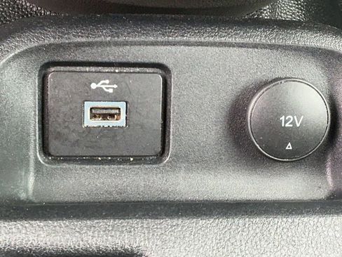 Used 2023 Ford Transit Connect XL FWD image 21