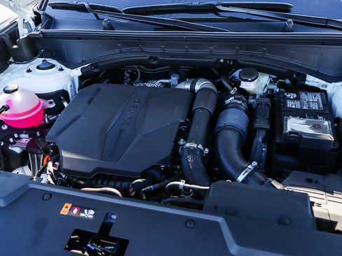 New 2025 Hyundai Santa Fe Limited image 13