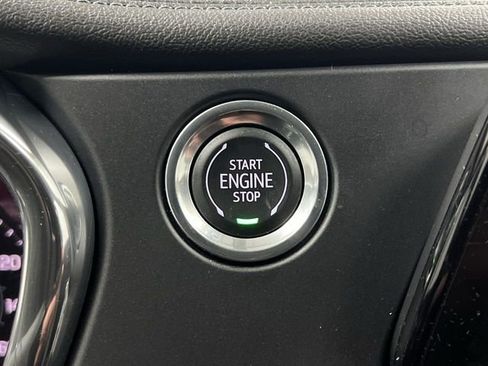 Used 2019 Chevrolet Blazer LT w/ Sound & Technology Package image 17