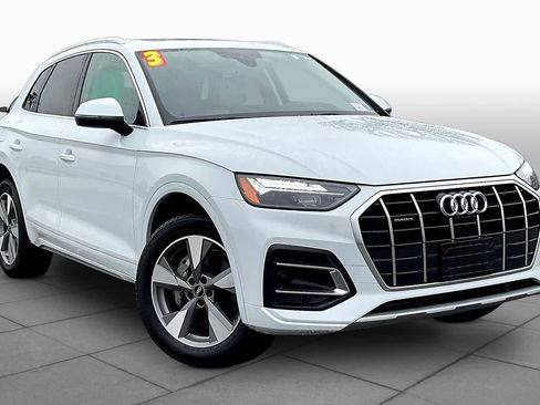 Used 2023 Audi Q5 2.0T Premium Plus w/ Premium Plus Package AWD/4WD image 5