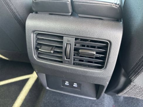 Used 2026 Nissan Rogue SV FWD image 24