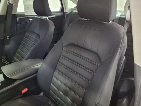 Used 2015 Ford Fusion SE image 24