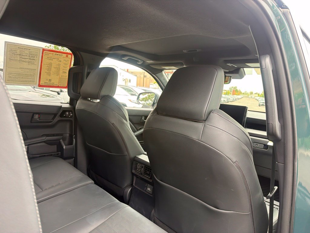 Used 2026 Toyota 4Runner TRD Off-Road Premium AWD/4WD image 16