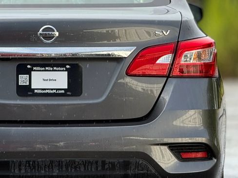 Used 2018 Nissan Sentra SV FWD image 14