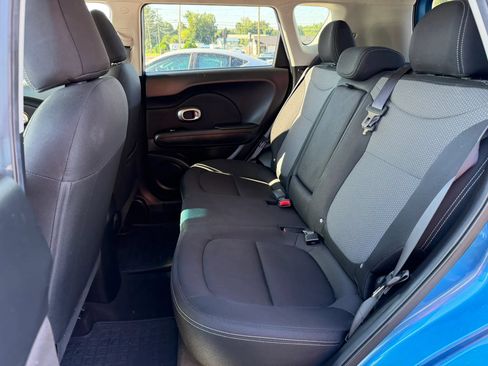 Used 2017 Kia Soul + w/ Designer's Package FWD image 12